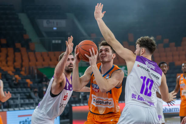 封堵的瞬间 封堵的瞬间