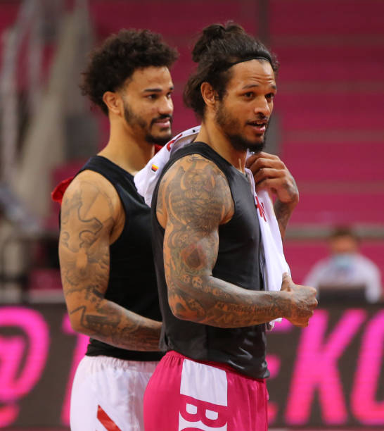 中带来信心 中带来信心