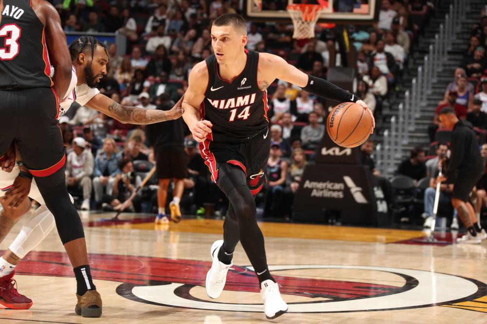 国足需要在 国足需要在